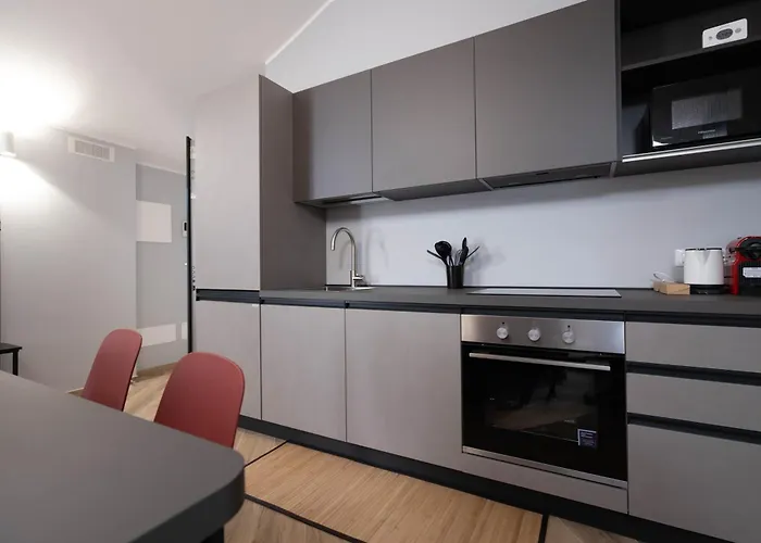 Riverview - New In * Lecco