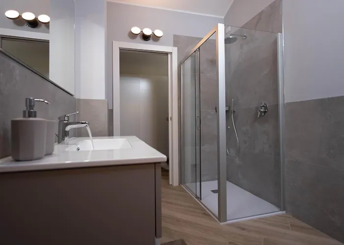 Riverview - New In * Lecco