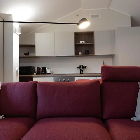 Riverview - New In *