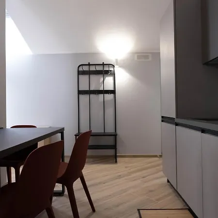 Riverview - New In Appartement