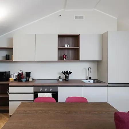 Riverview - New In Daire *