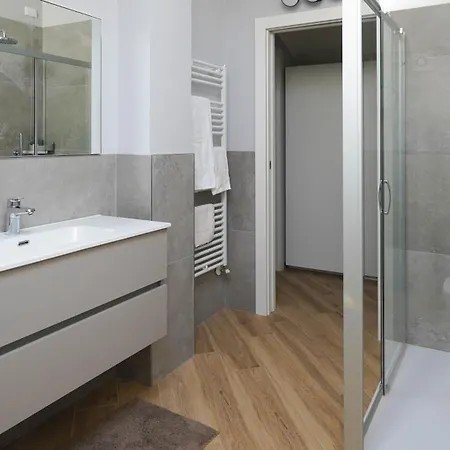 Daire Riverview - New In Lecco