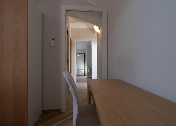 Riverview - New In Appartement