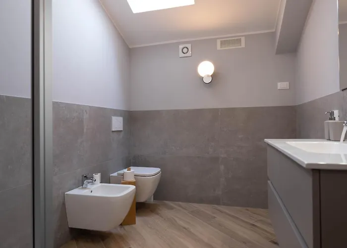 Riverview - New In * Lecco
