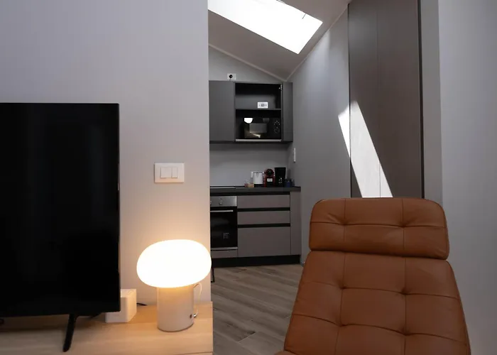 Riverview - New In *