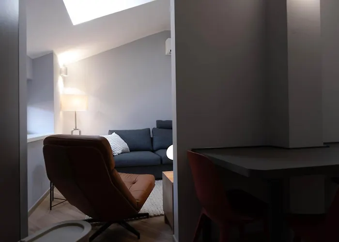 Riverview - New In * Lecco
